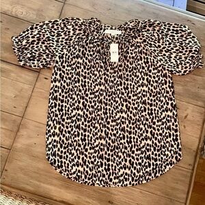 𝅺nwt Loft Leopard Blouse